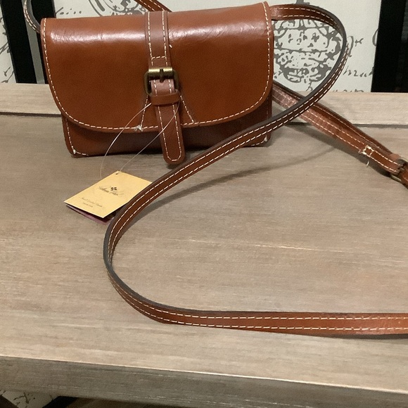 NWT Patricia Nash Torri Brown Leather Crossbody Bag - Picture 1 of 6